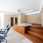 In Der Ersten Etage Mit Meerblick By Interhome