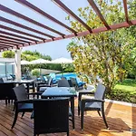 In Der Ersten Etage Mit Meerblick By Interhome *