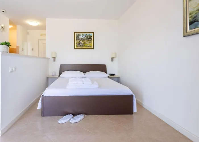 Appartamento In Der Ersten Etage Mit Meerblick By Interhome *