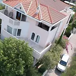 In Der Ersten Etage Mit Meerblick By Interhome 公寓 *
