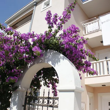 In Der Ersten Etage Mit Meerblick By Interhome ספליטסקה