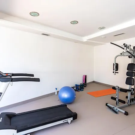 In Der Ersten Etage Mit Meerblick By Interhome דירה *