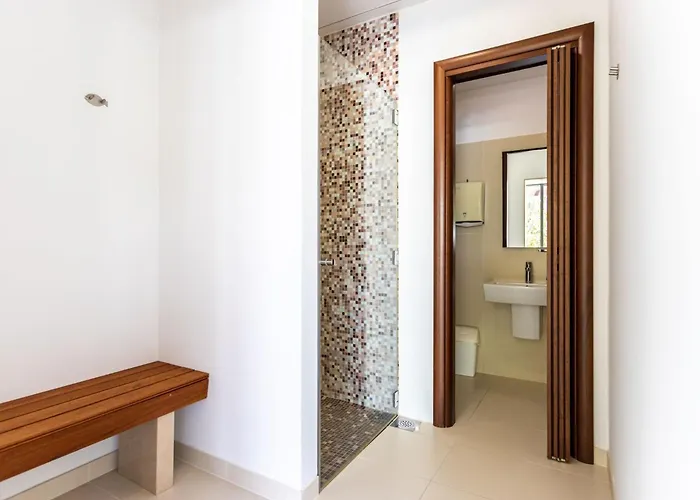 In Der Ersten Etage Mit Meerblick By Interhome * Splitska